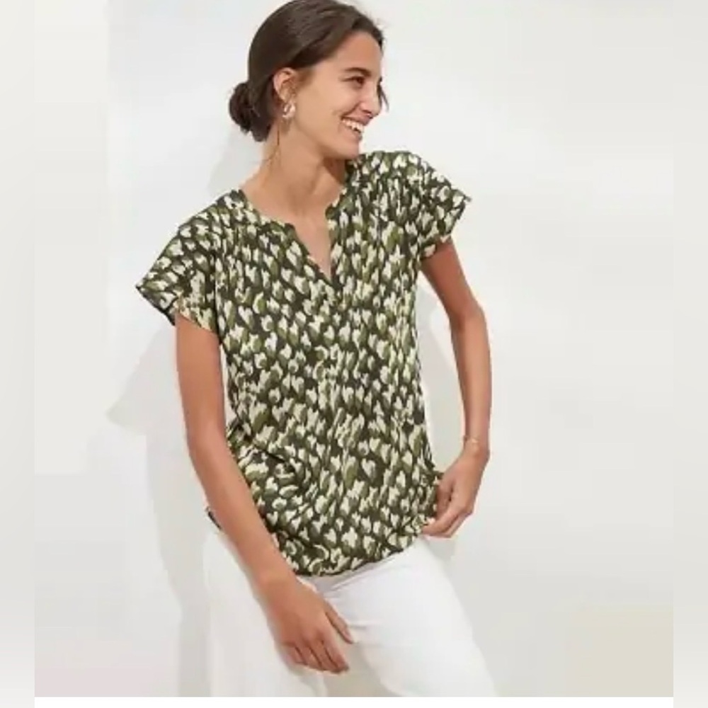 Banana Republic Factory Green Leaf Print Blouse